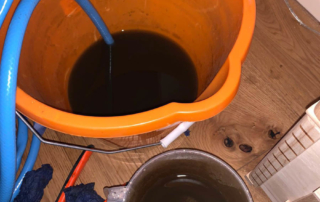 UK Leak Detection - Plumber Says